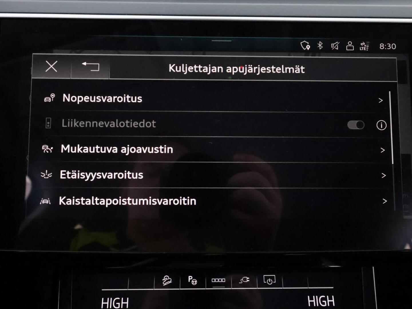 AUDI E-TRON 2022