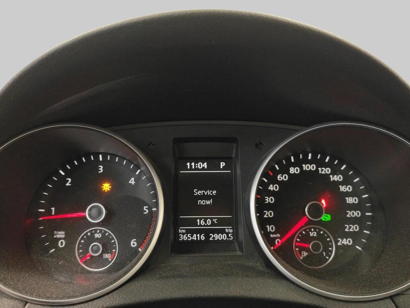 VOLKSWAGEN Golf 2011