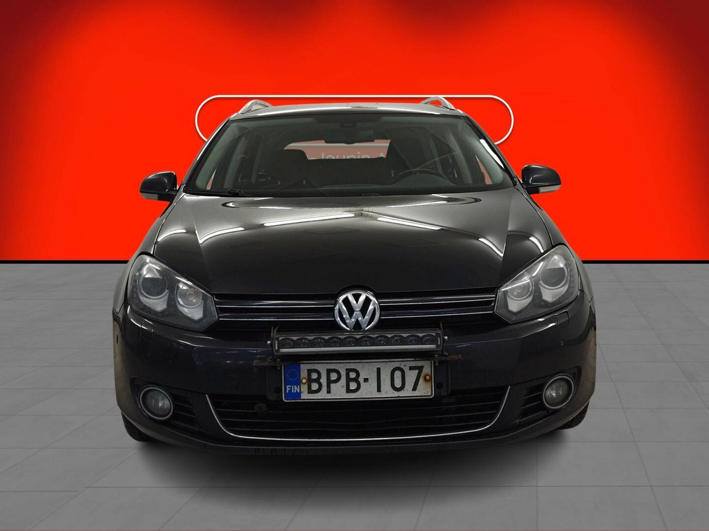 VOLKSWAGEN Golf 2011