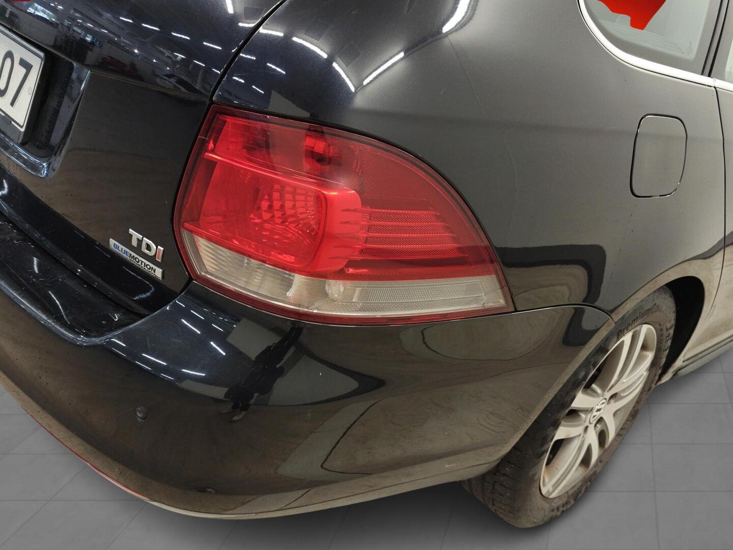 VOLKSWAGEN Golf 2011