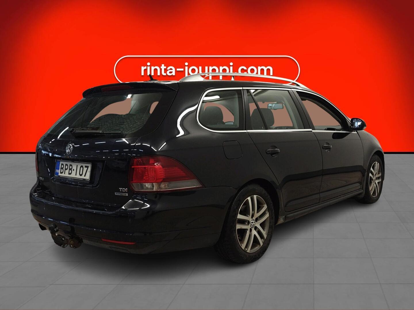 VOLKSWAGEN Golf 2011