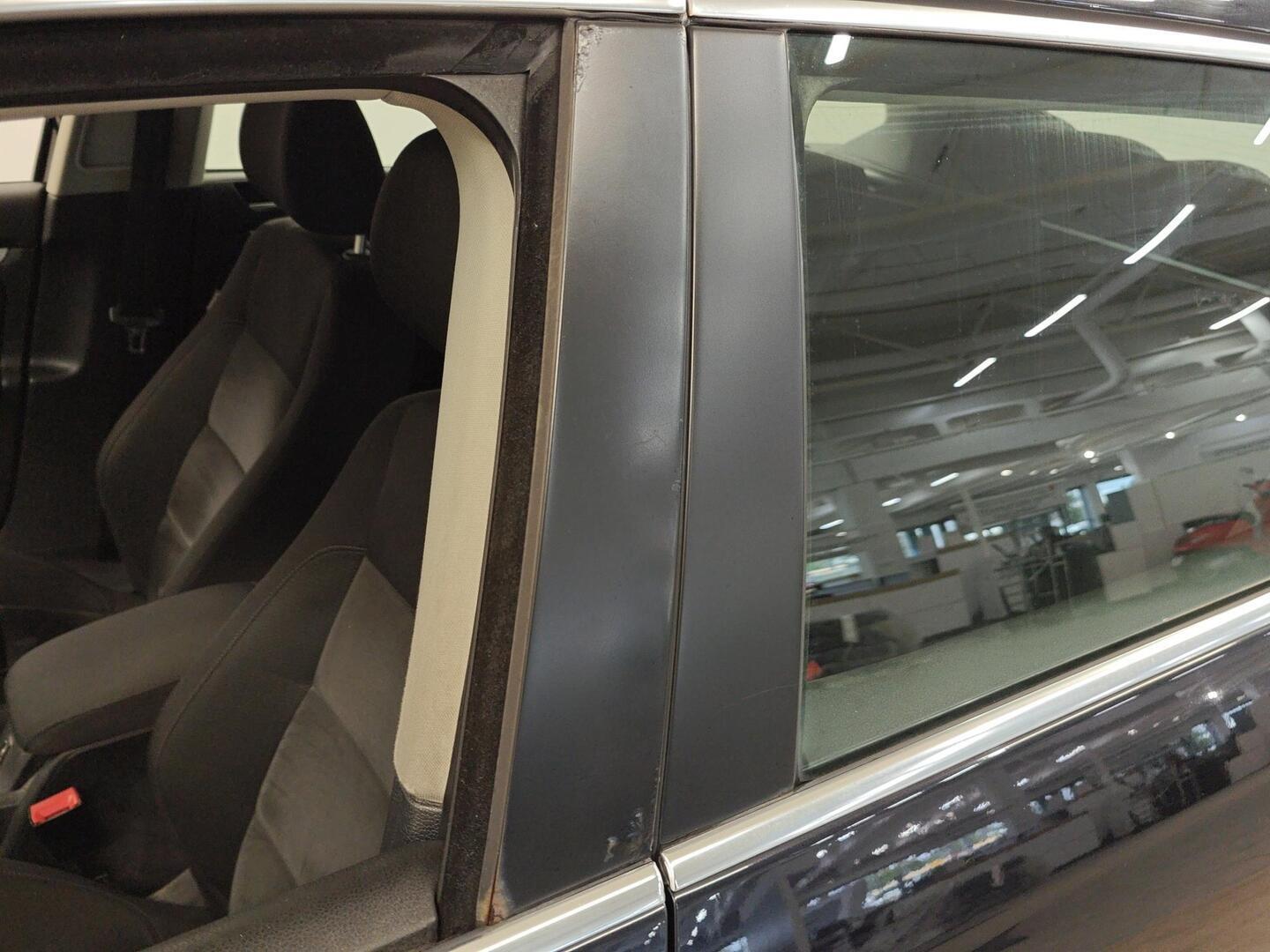 VOLKSWAGEN Golf 2011