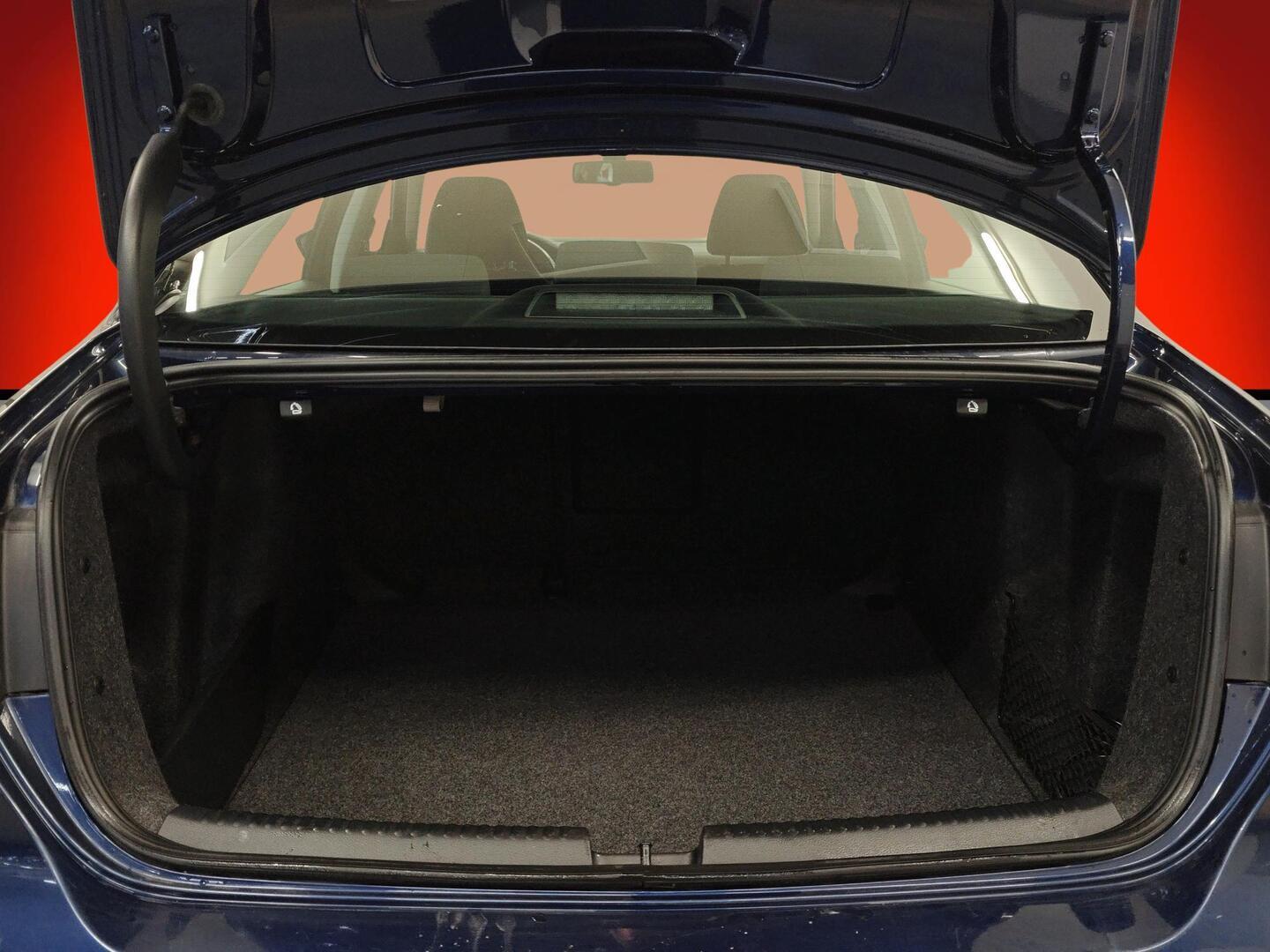 VOLKSWAGEN Jetta 2012