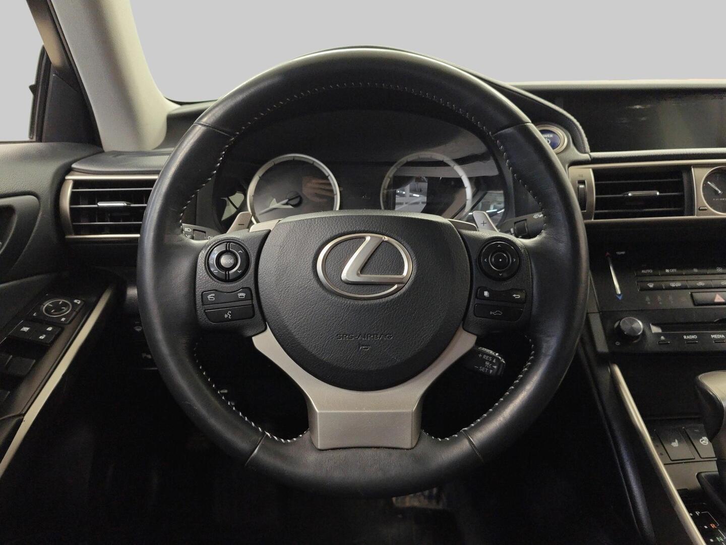 LEXUS IS 2014