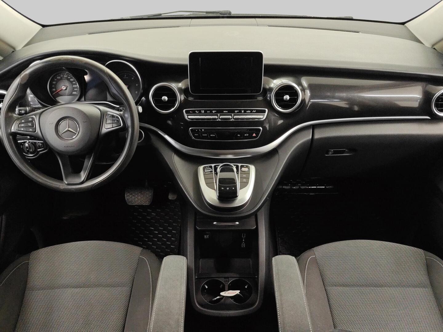 MERCEDES-BENZ V 2015