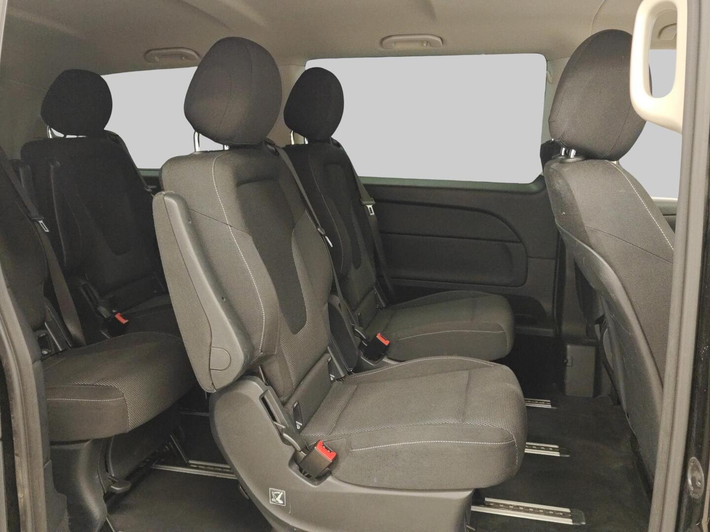MERCEDES-BENZ V 2015
