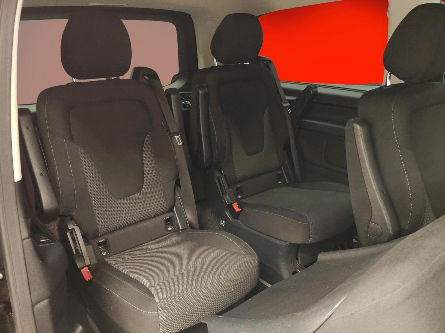 MERCEDES-BENZ V 2015