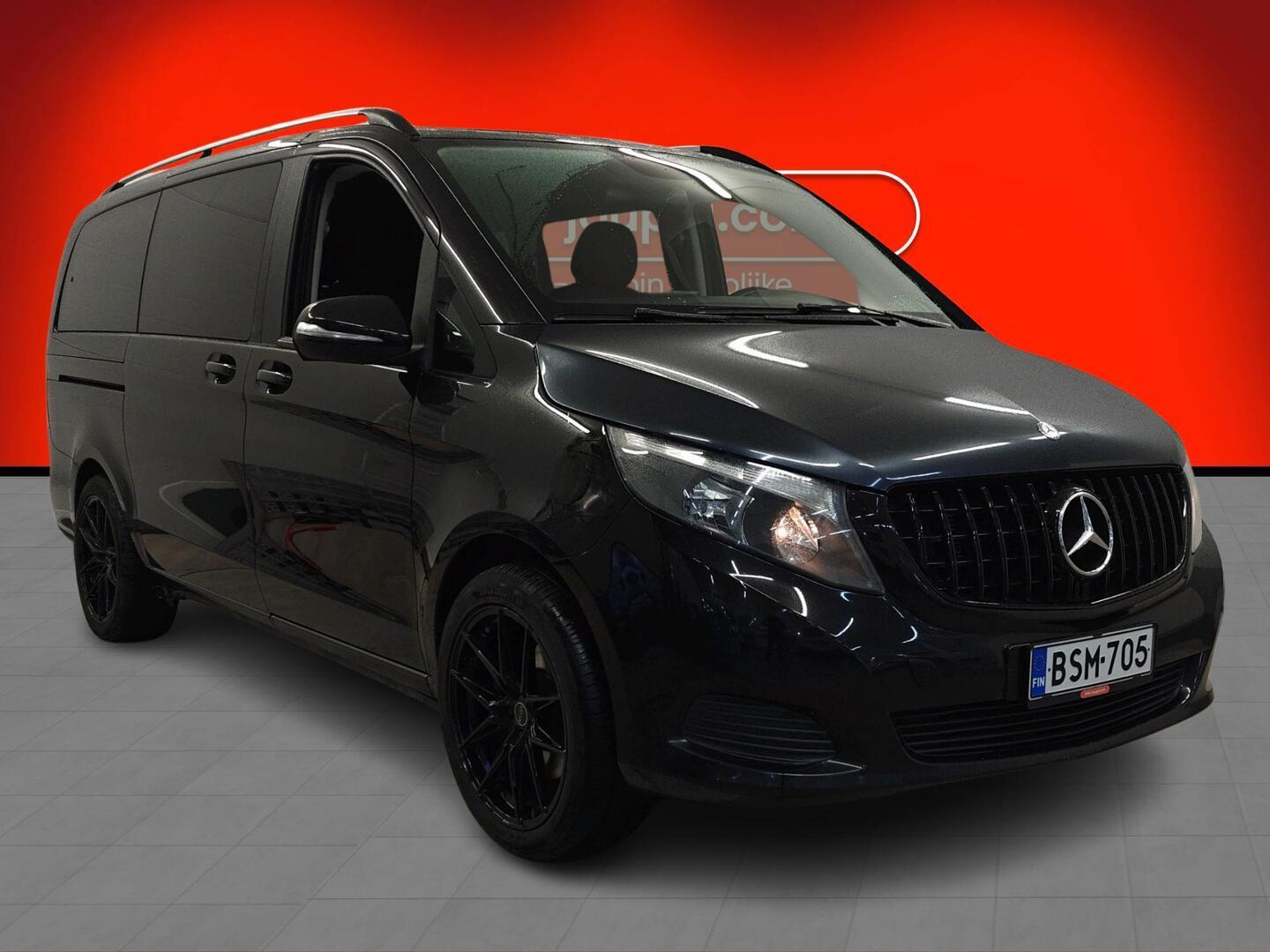MERCEDES-BENZ V 2015