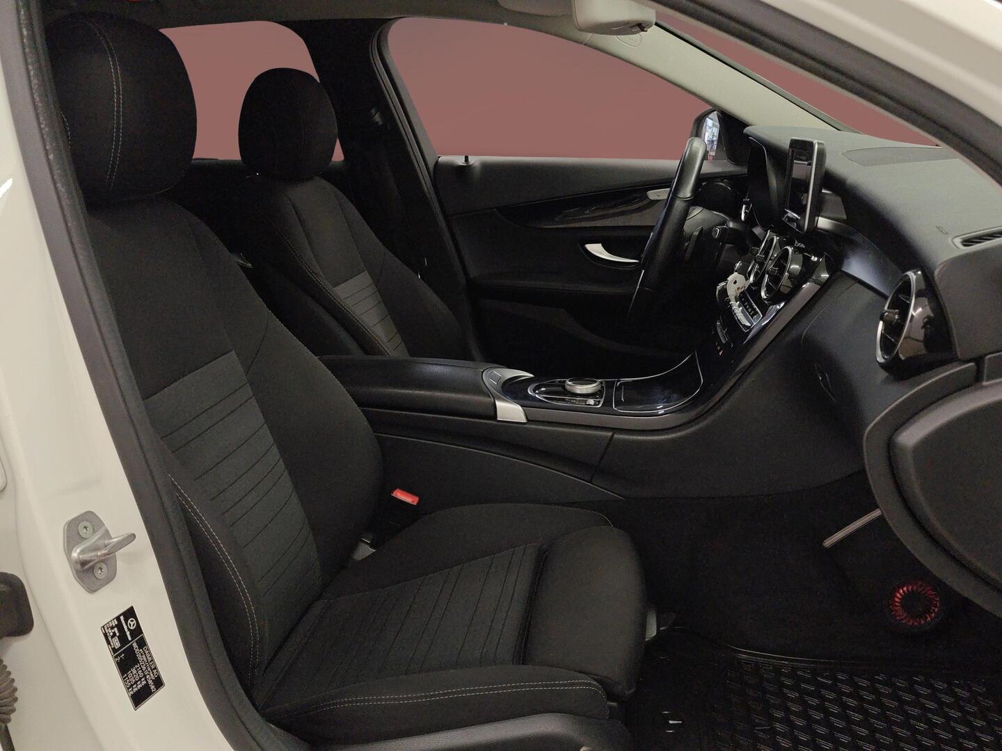 MERCEDES-BENZ C 2017