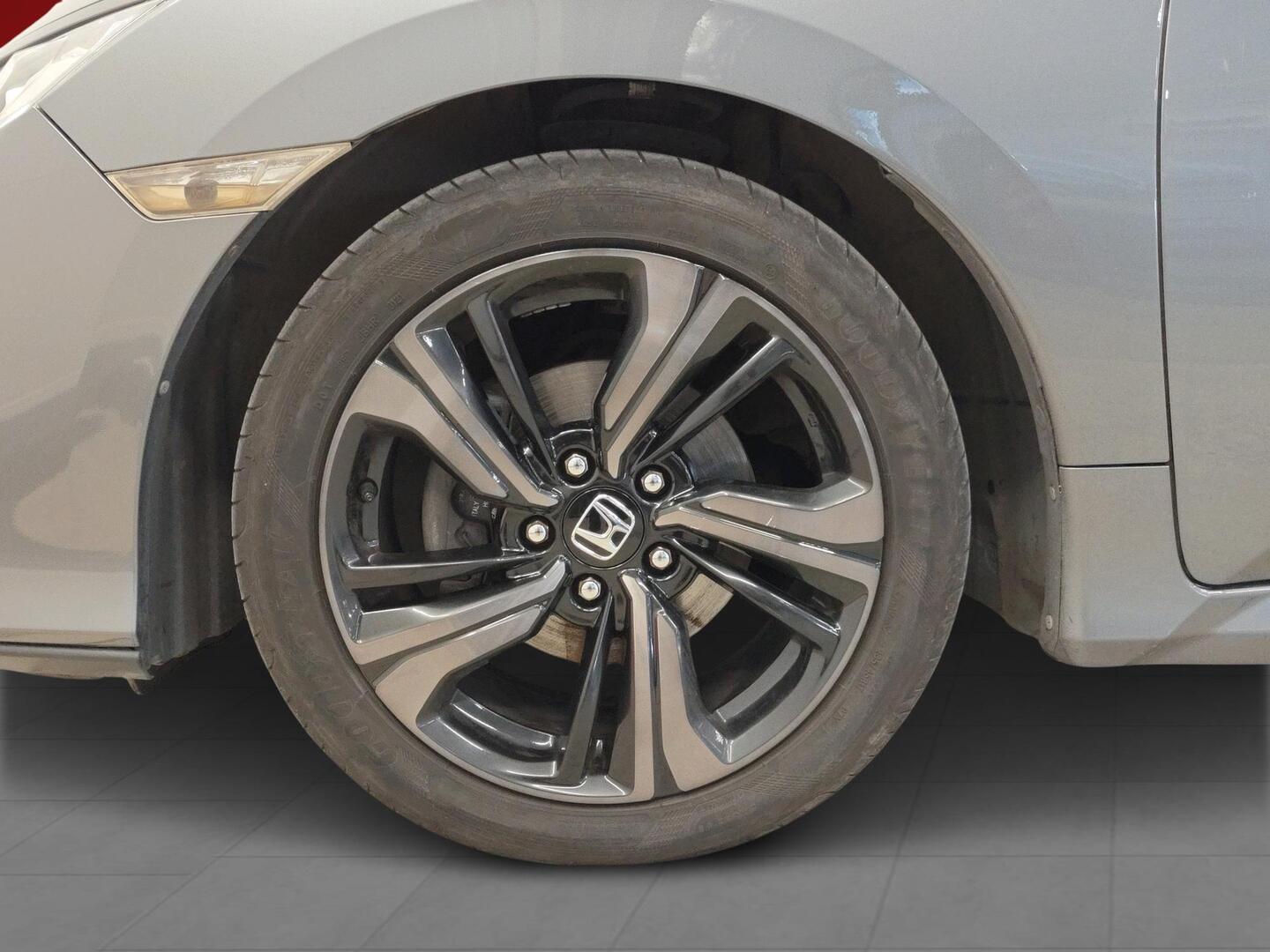 HONDA Civic 2018