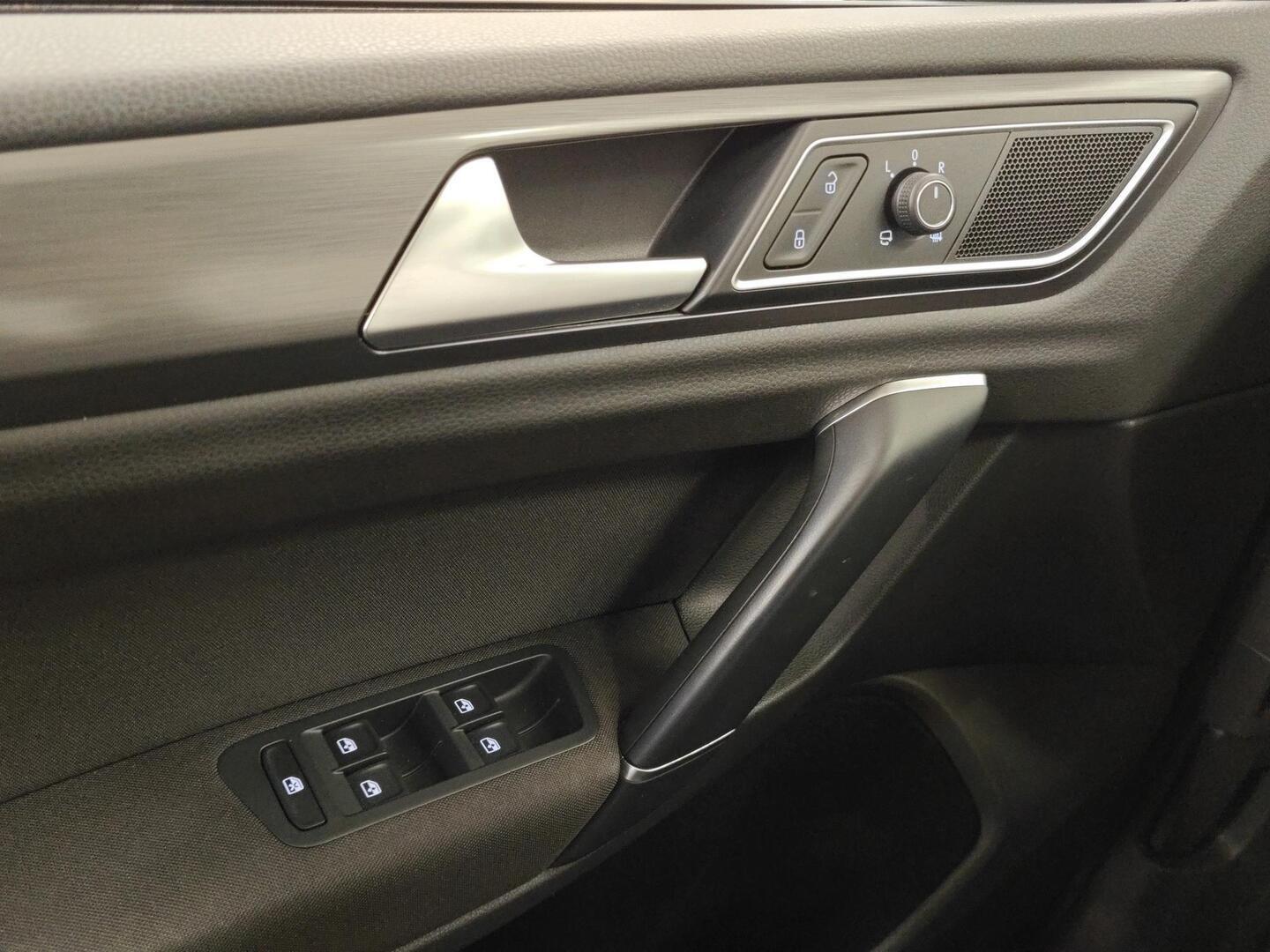 VOLKSWAGEN Golf Sportsvan 2019