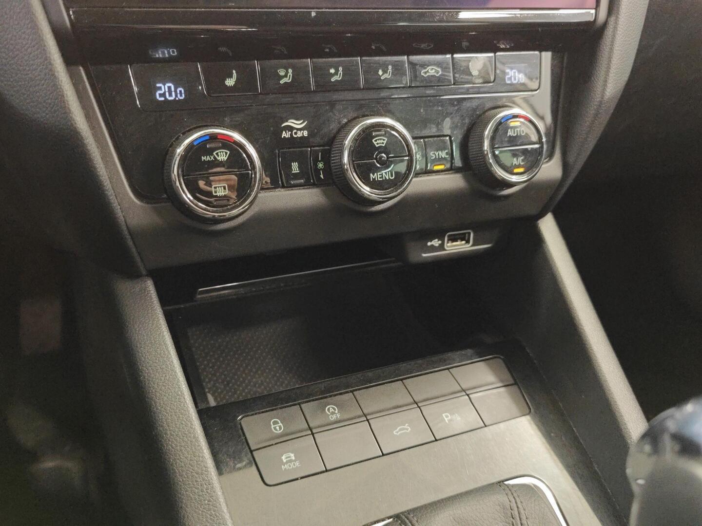 SKODA Octavia 2019