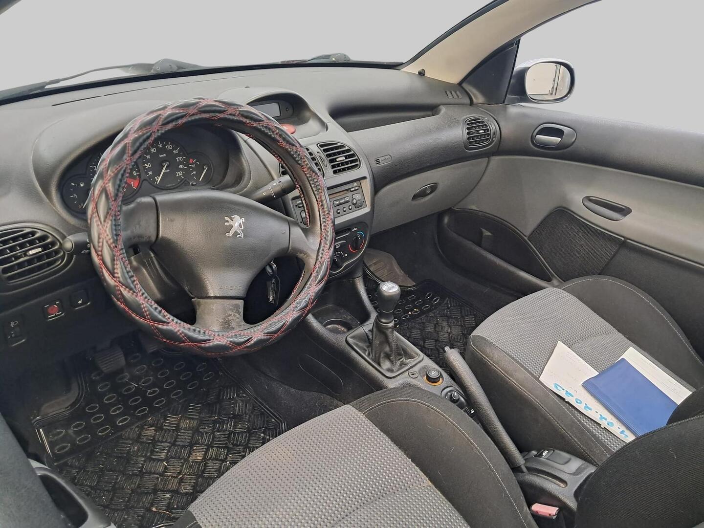 PEUGEOT 206 2003