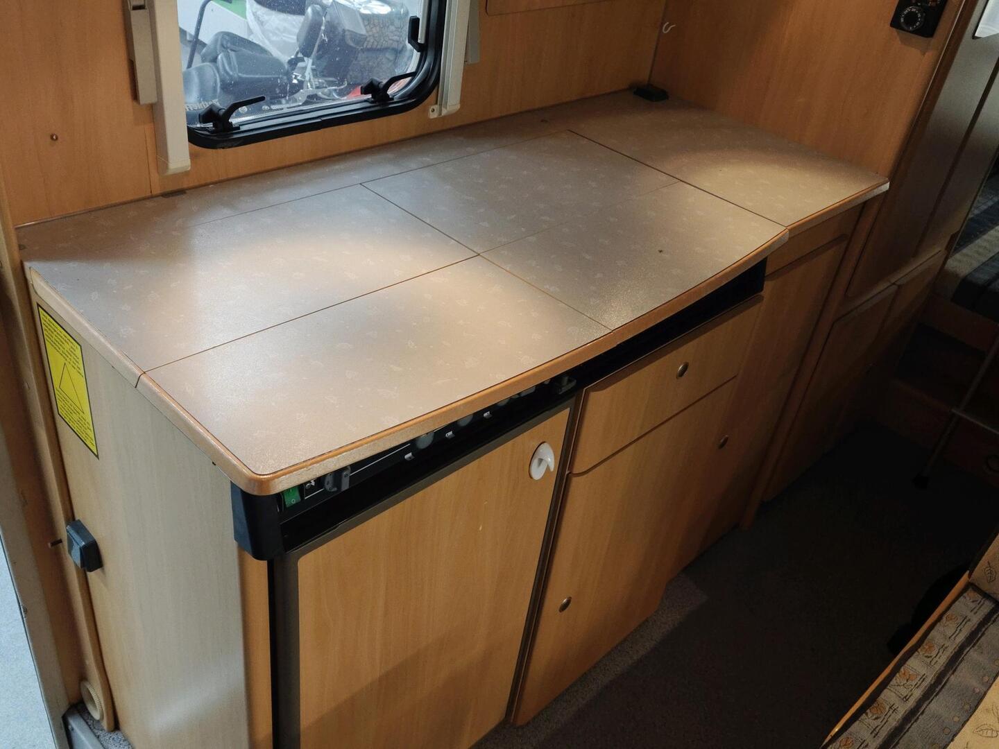 DETHLEFFS A 5881 2002