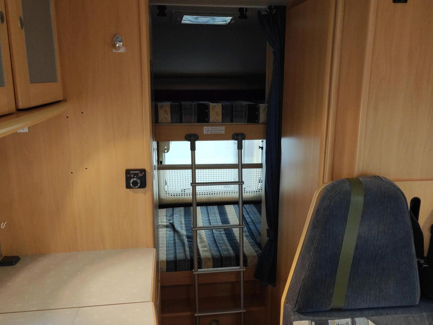 DETHLEFFS A 5881 2002