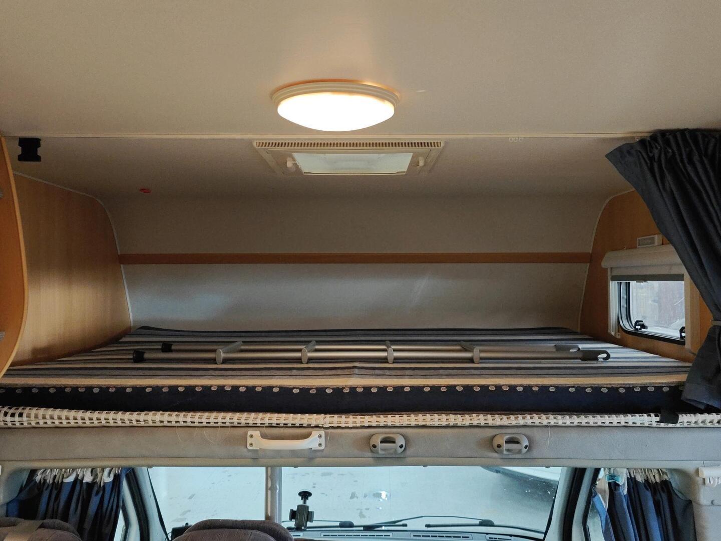 DETHLEFFS A 5881 2002