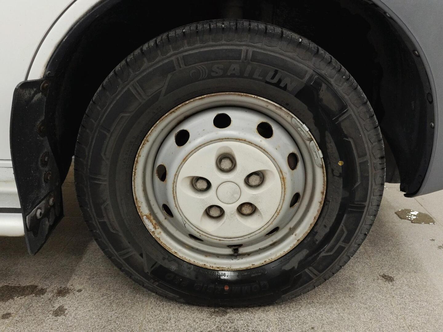 DETHLEFFS A 5881 2002