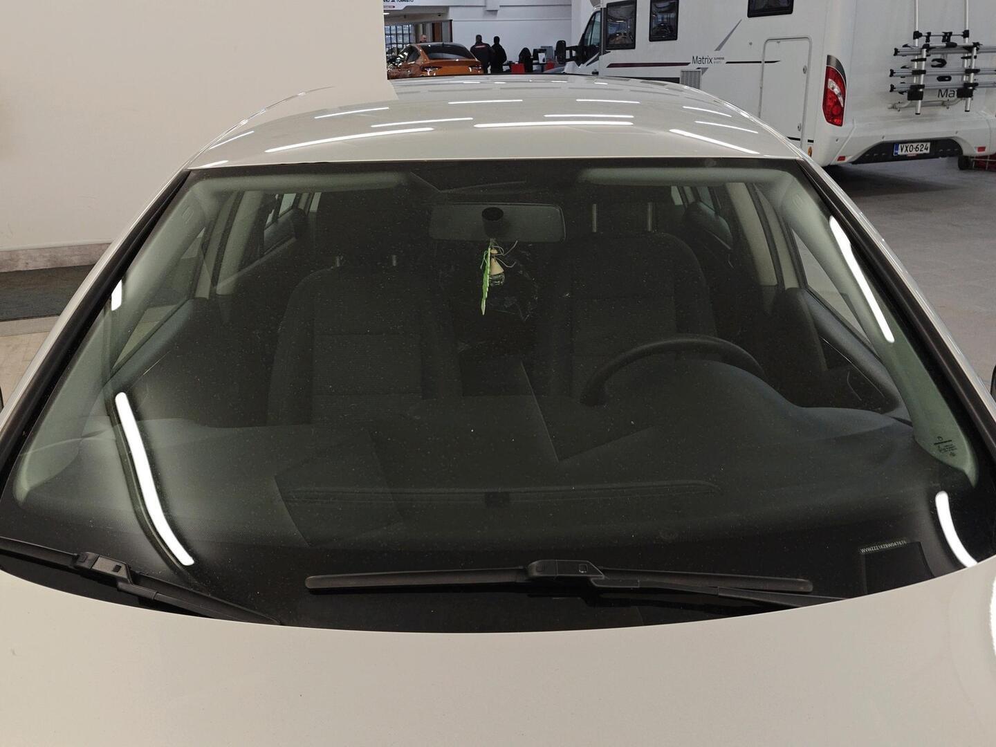 VOLKSWAGEN Golf 2010