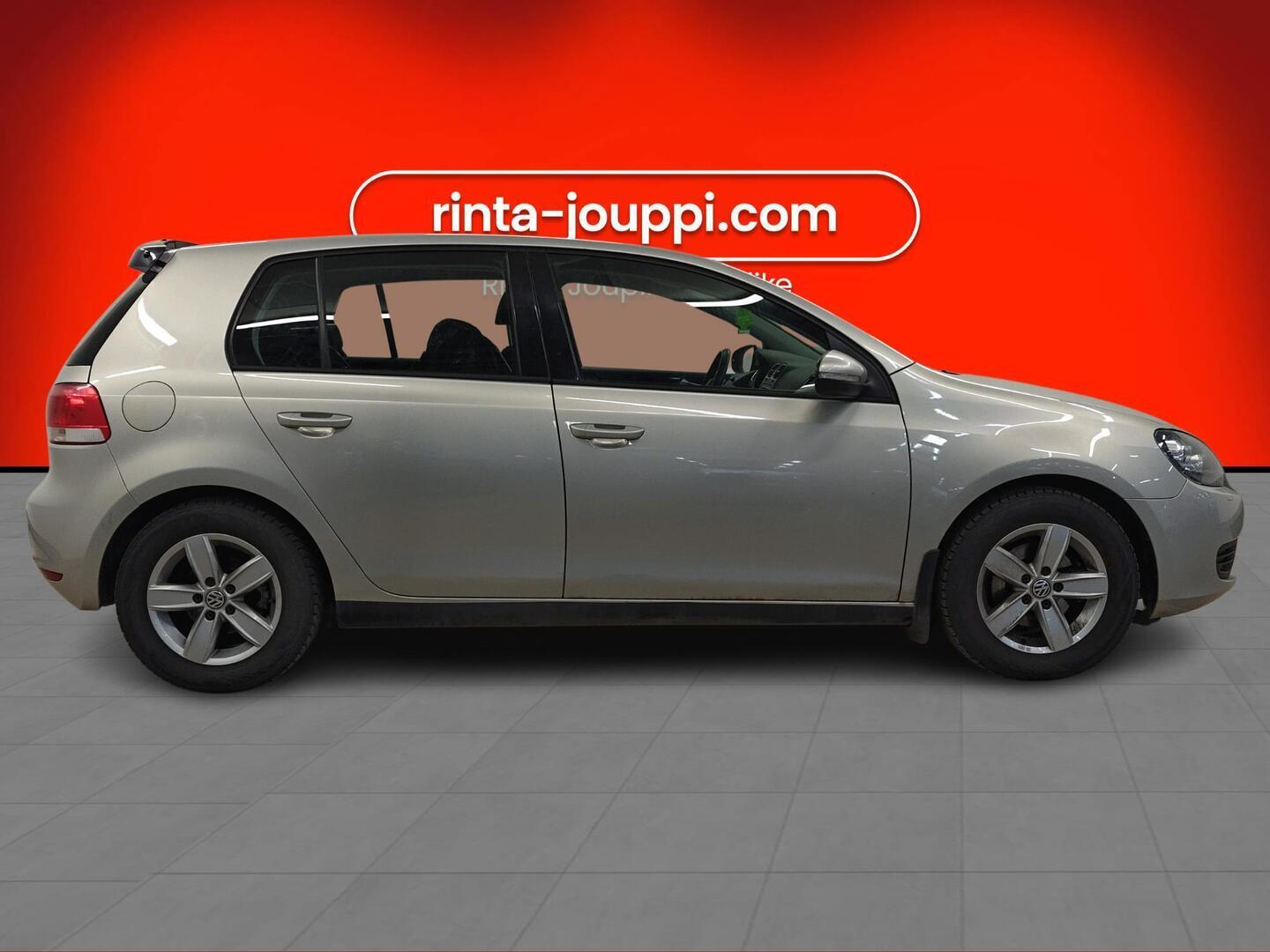 VOLKSWAGEN Golf 2010