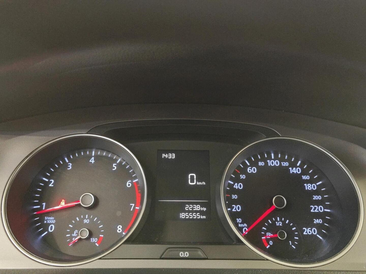 VOLKSWAGEN Golf 2015