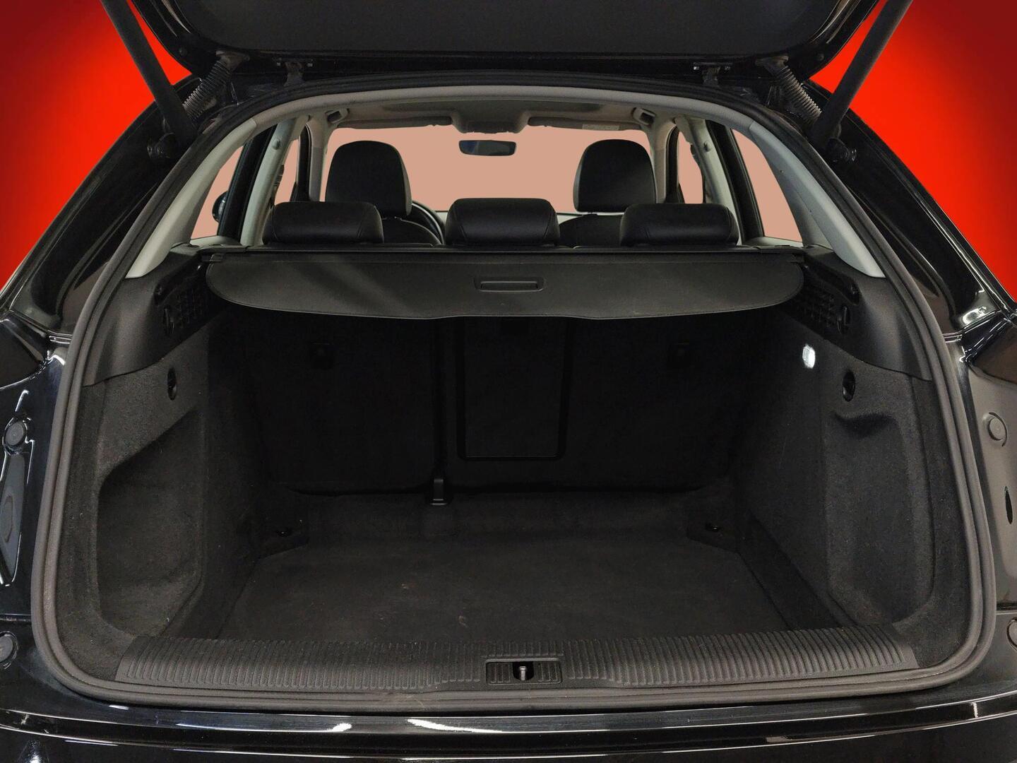 AUDI Q3 2016