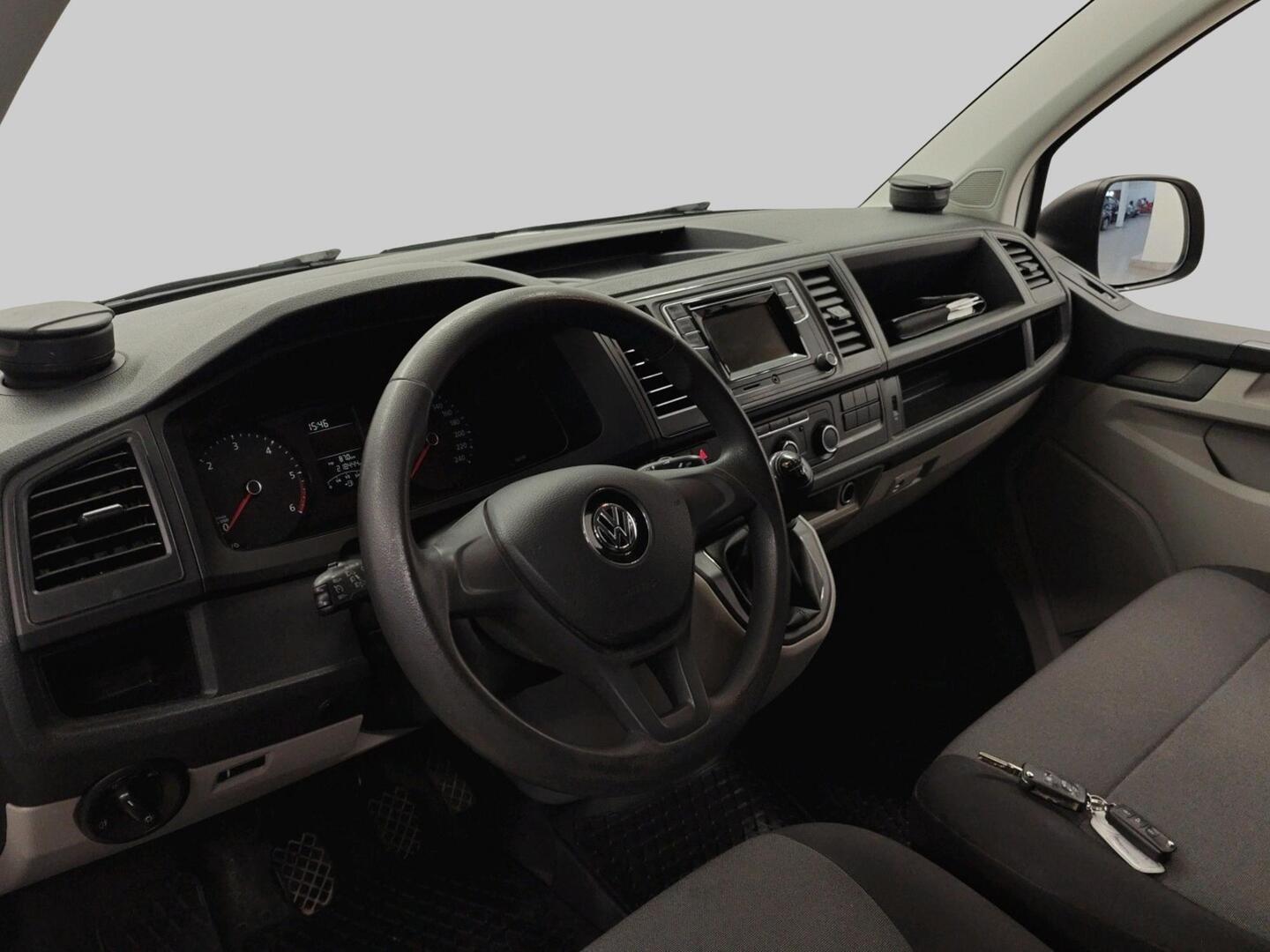 VOLKSWAGEN Transporter 2017