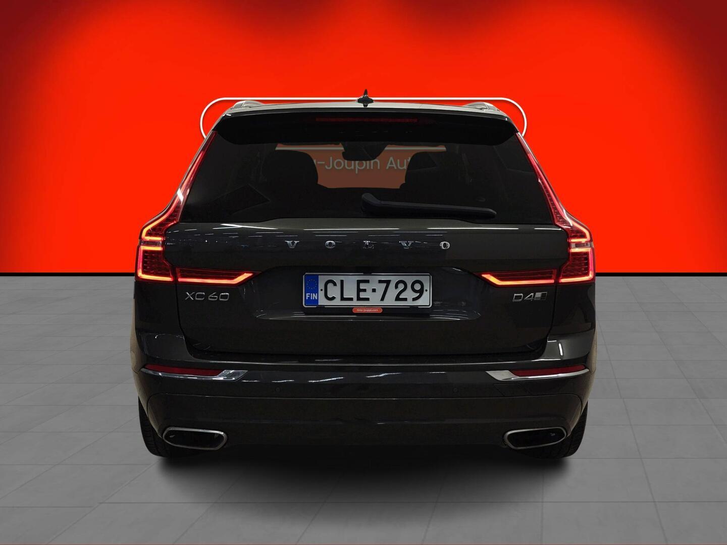 VOLVO XC60 2017