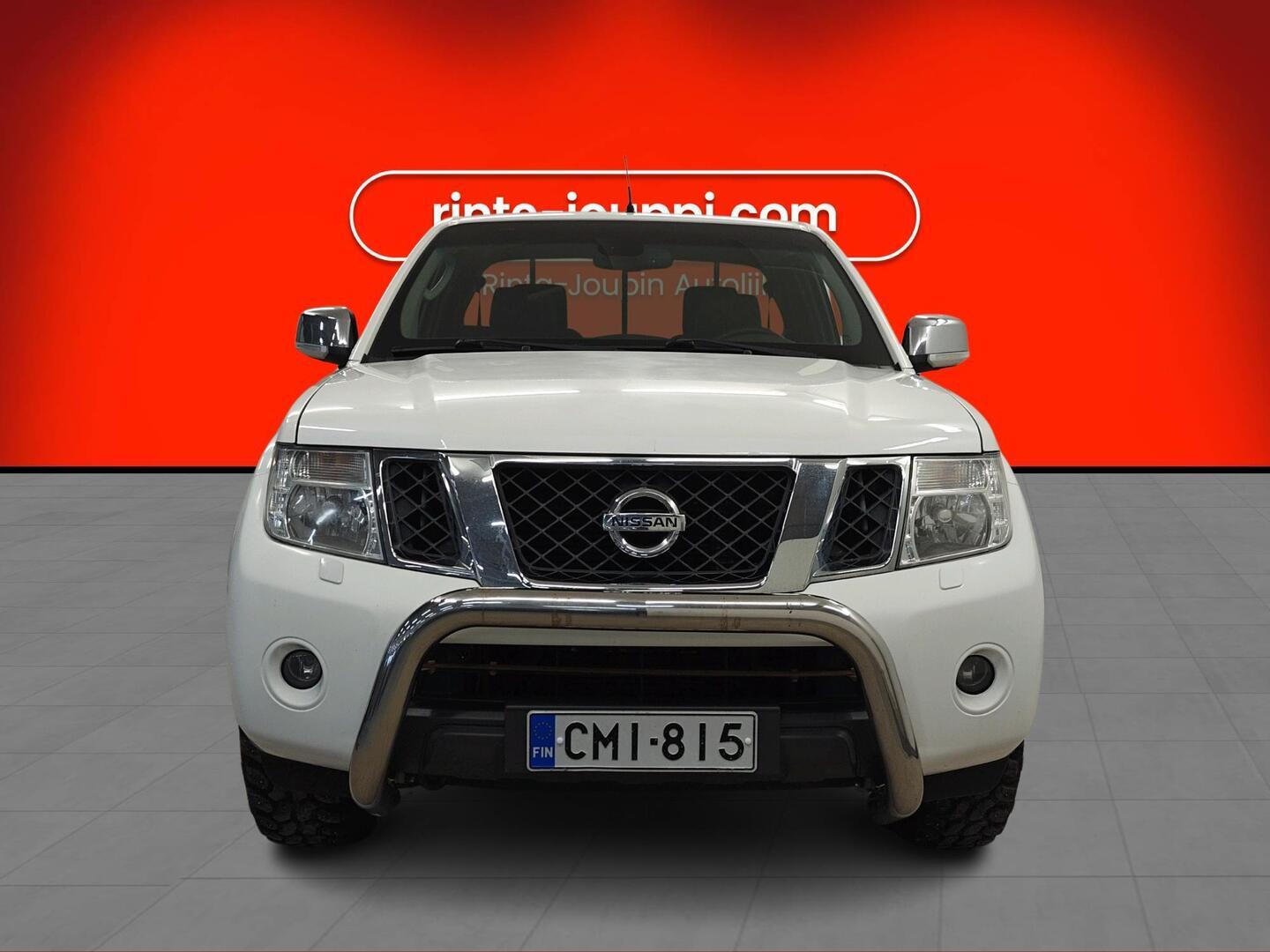 NISSAN Navara 2010