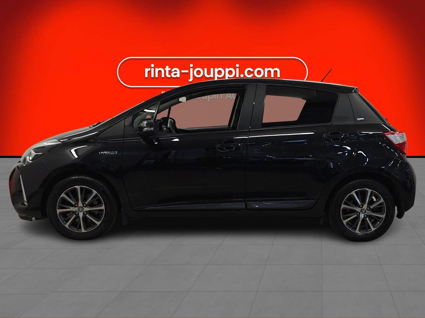 TOYOTA YARIS 2019