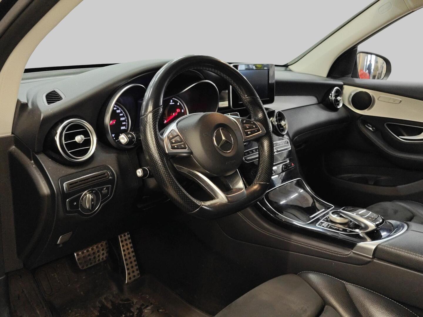 MERCEDES-BENZ GLC 2017