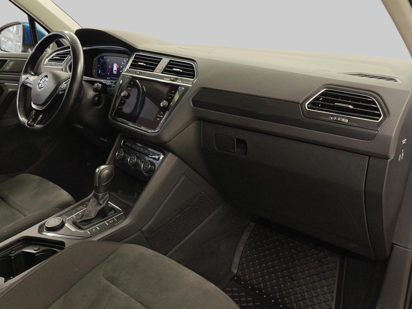 VOLKSWAGEN Tiguan 2020