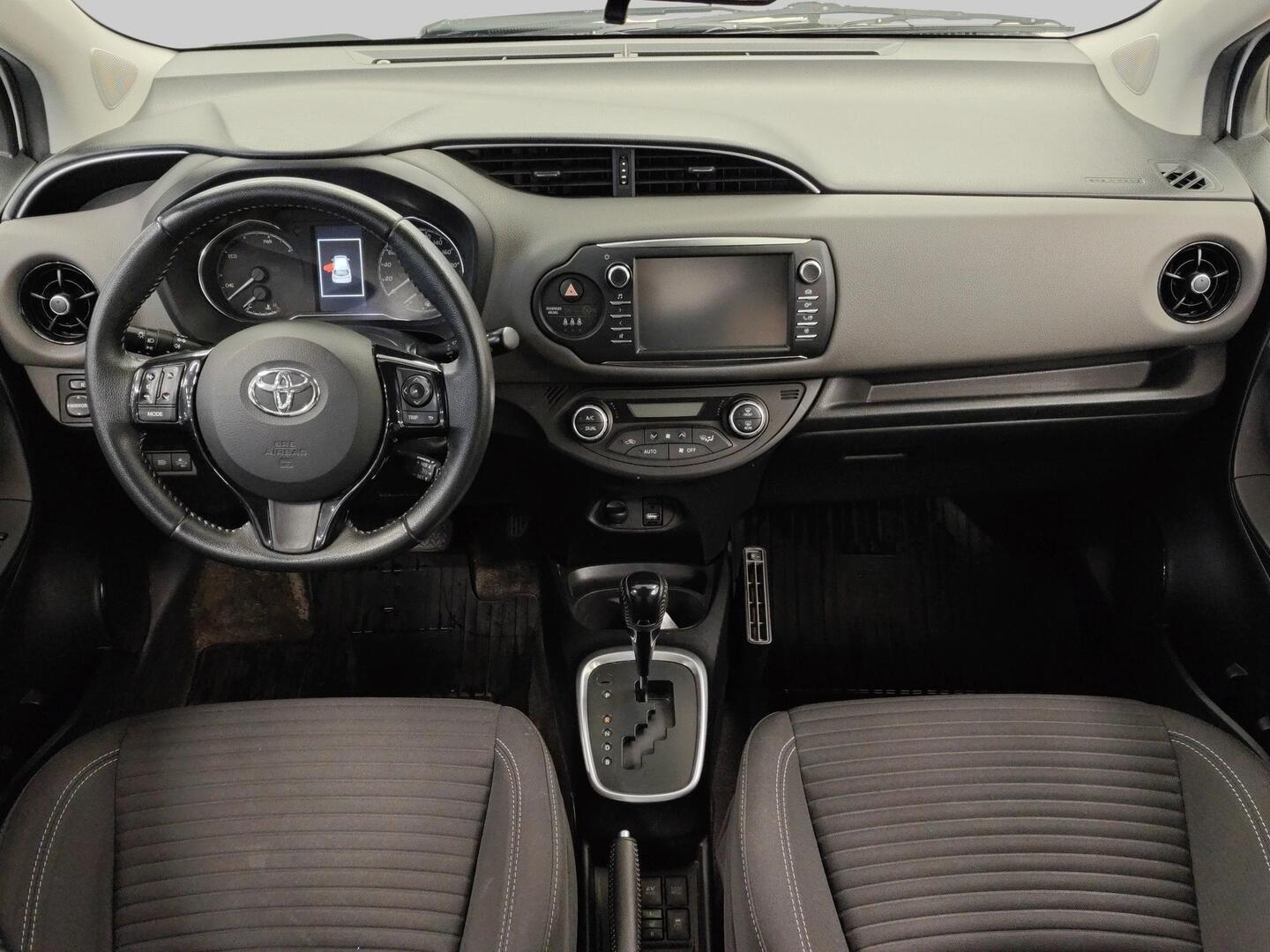 TOYOTA Yaris 2020