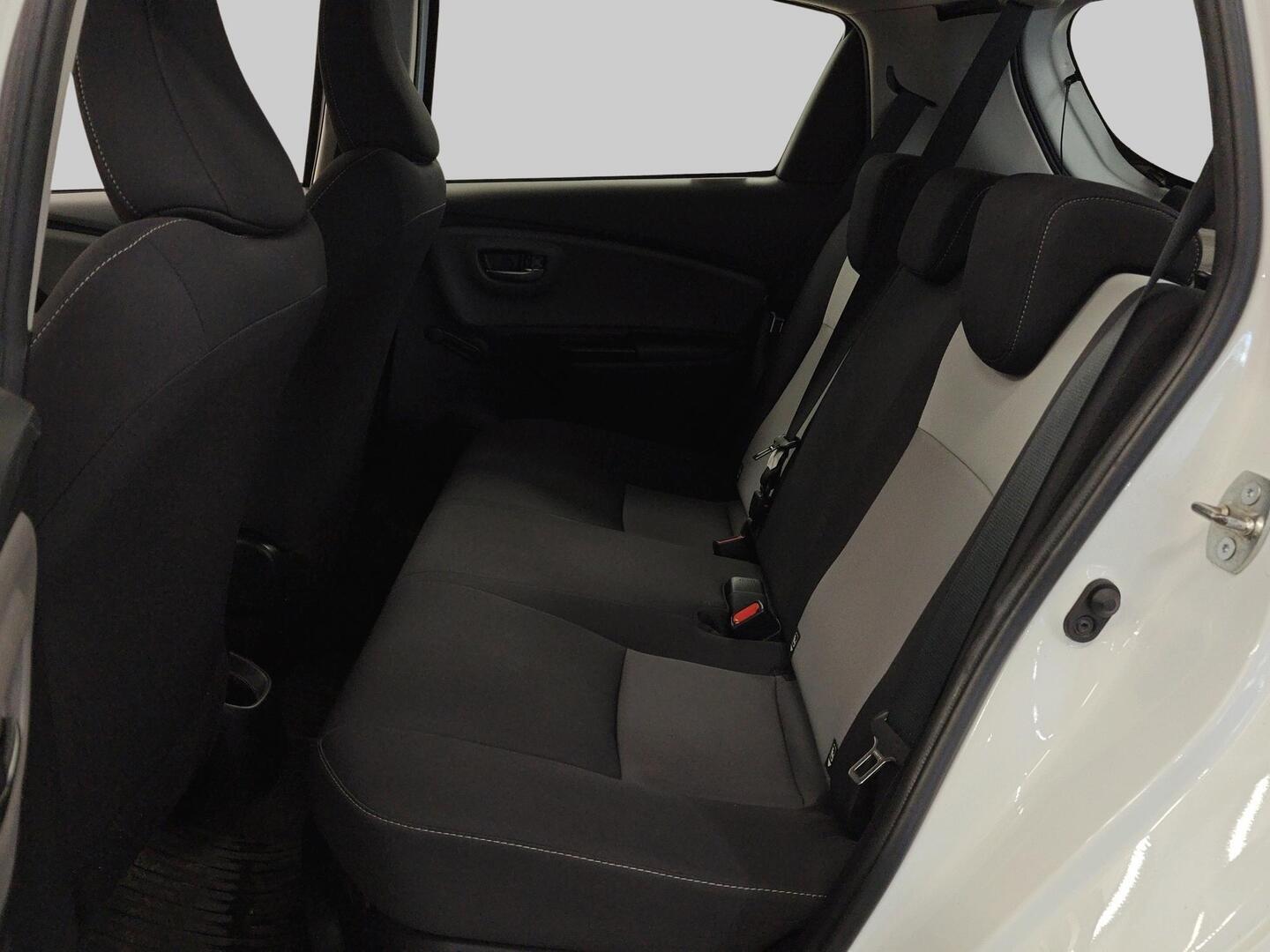 TOYOTA Yaris 2020