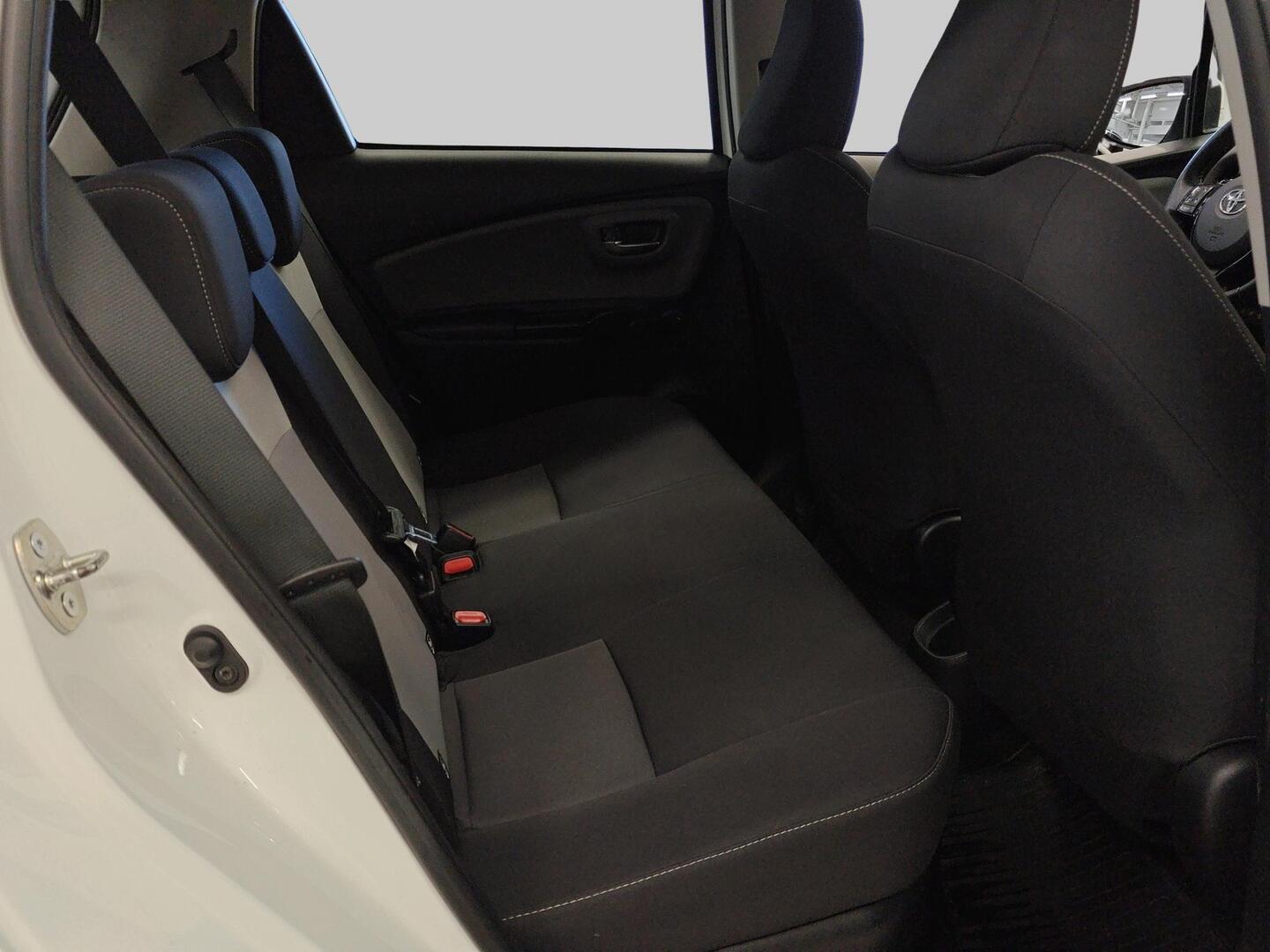 TOYOTA Yaris 2020