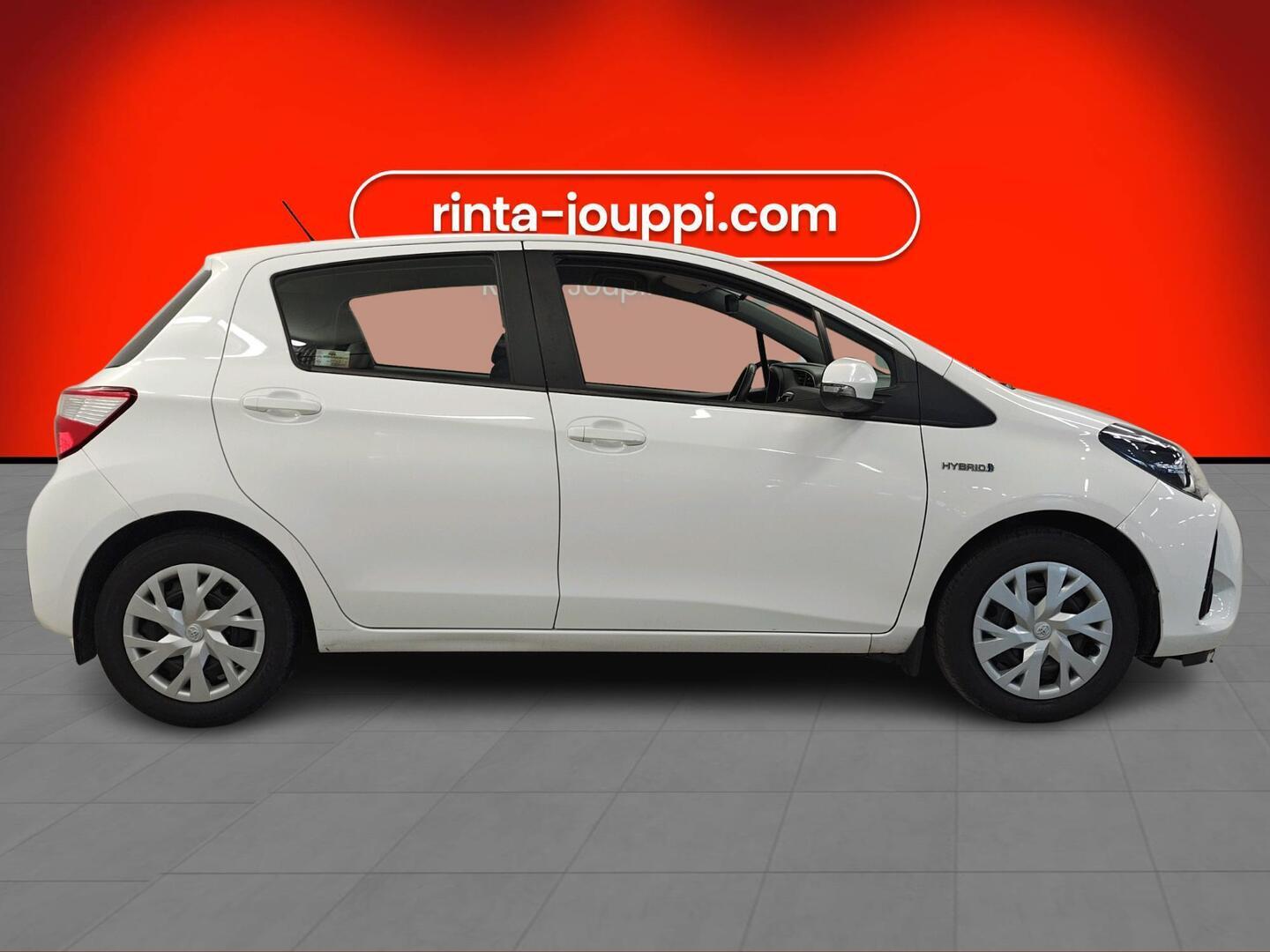 TOYOTA Yaris 2020