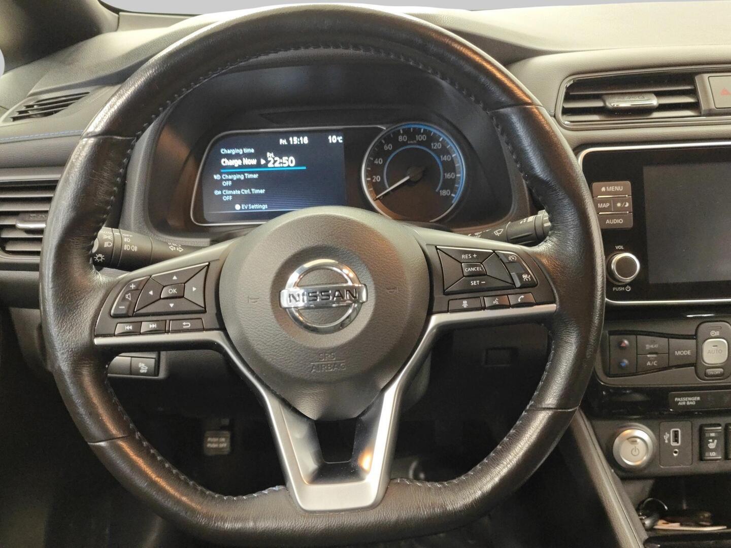 NISSAN Leaf 2020