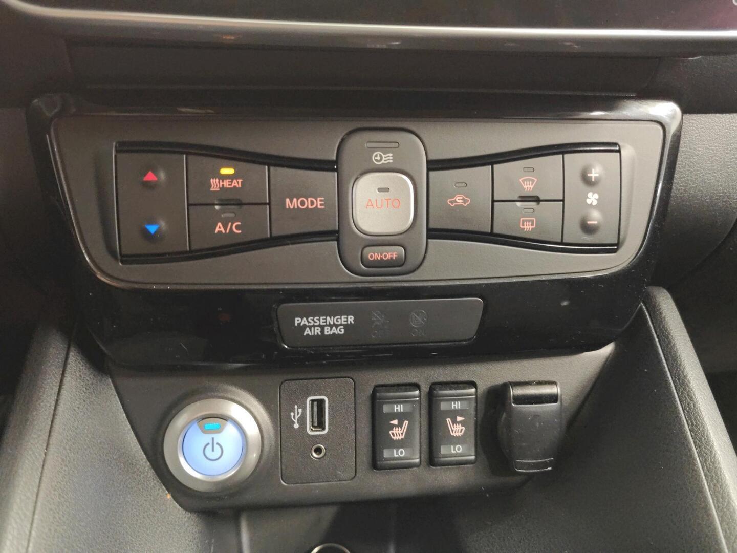 NISSAN Leaf 2020