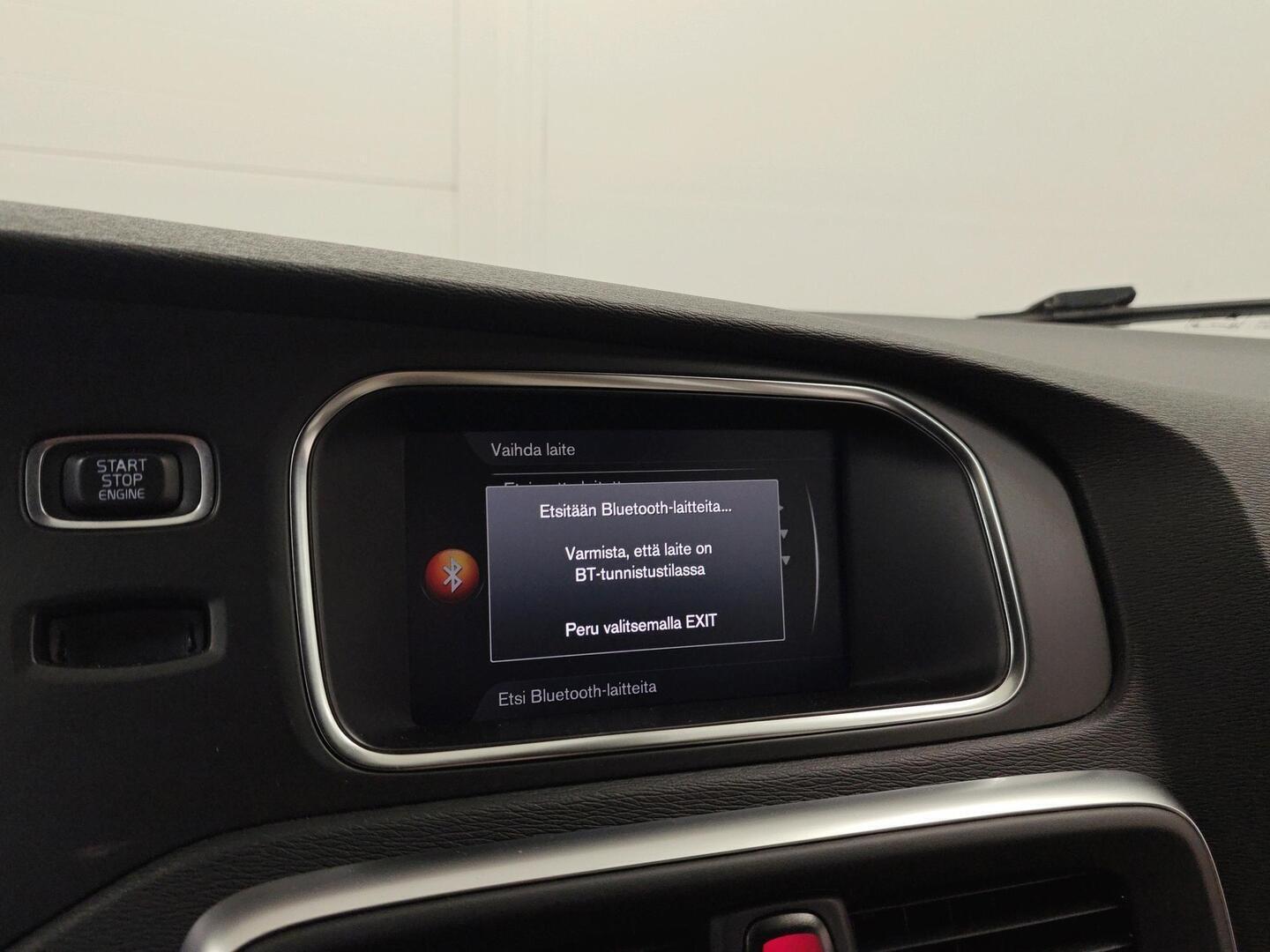 VOLVO V40 Cross Country 2018