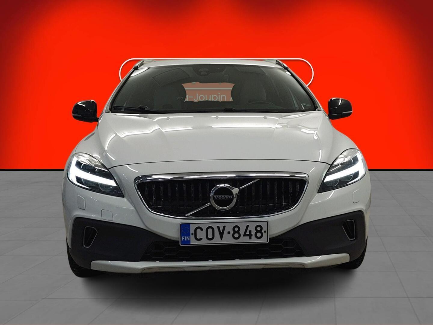 VOLVO V40 Cross Country 2018