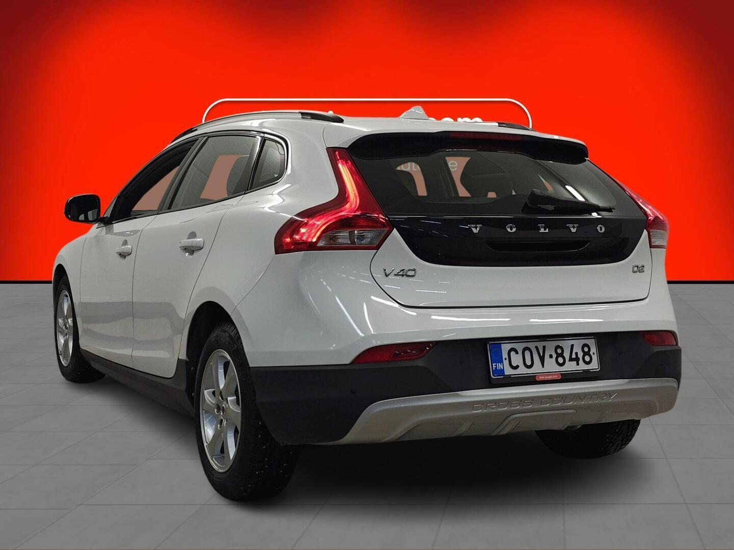 VOLVO V40 Cross Country 2018