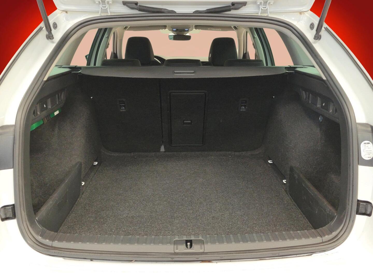 SKODA Octavia 2021