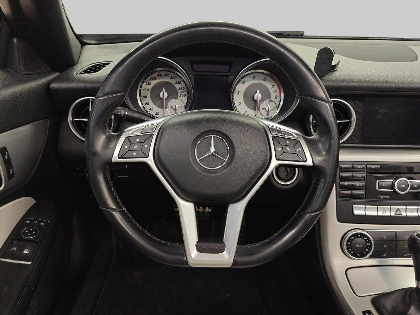 MERCEDES-BENZ SLK 2012