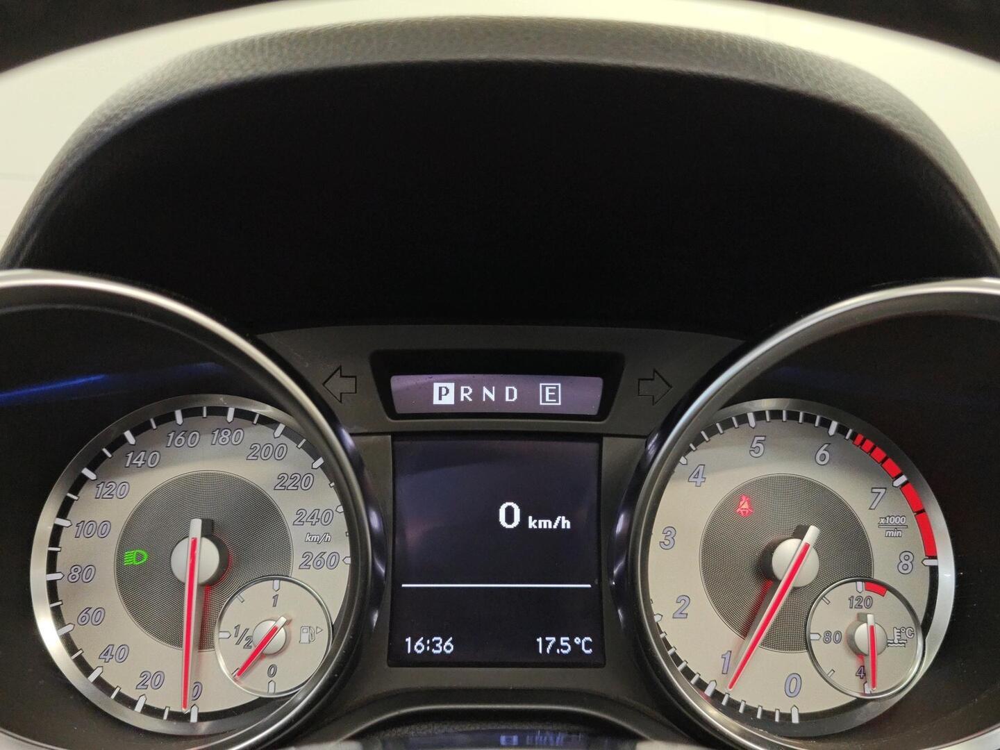 MERCEDES-BENZ SLK 2012