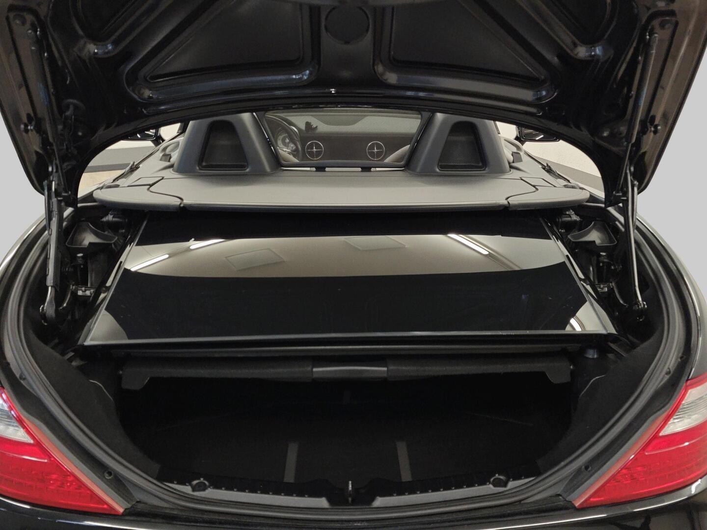 MERCEDES-BENZ SLK 2012