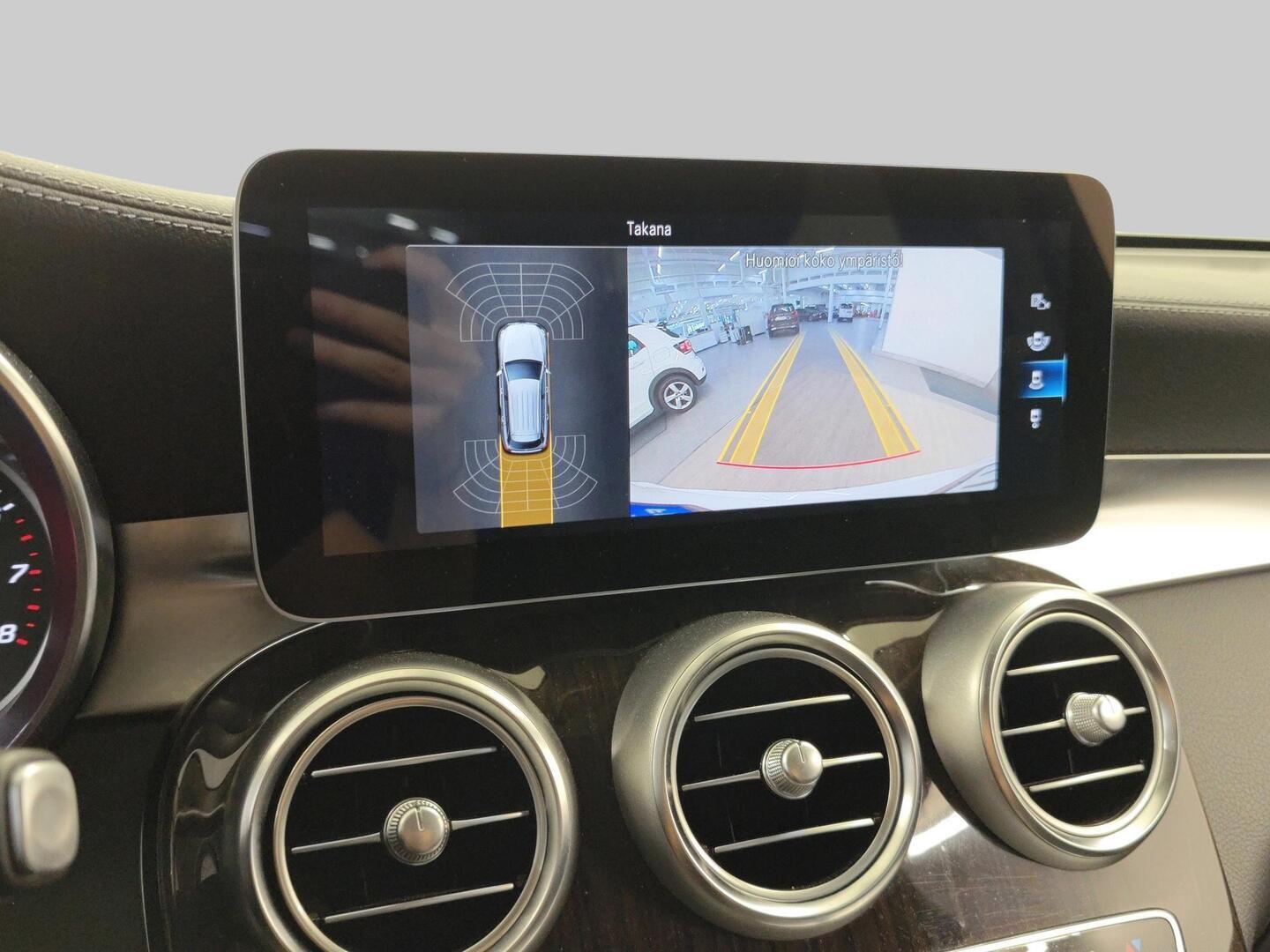 MERCEDES-BENZ GLC 2022