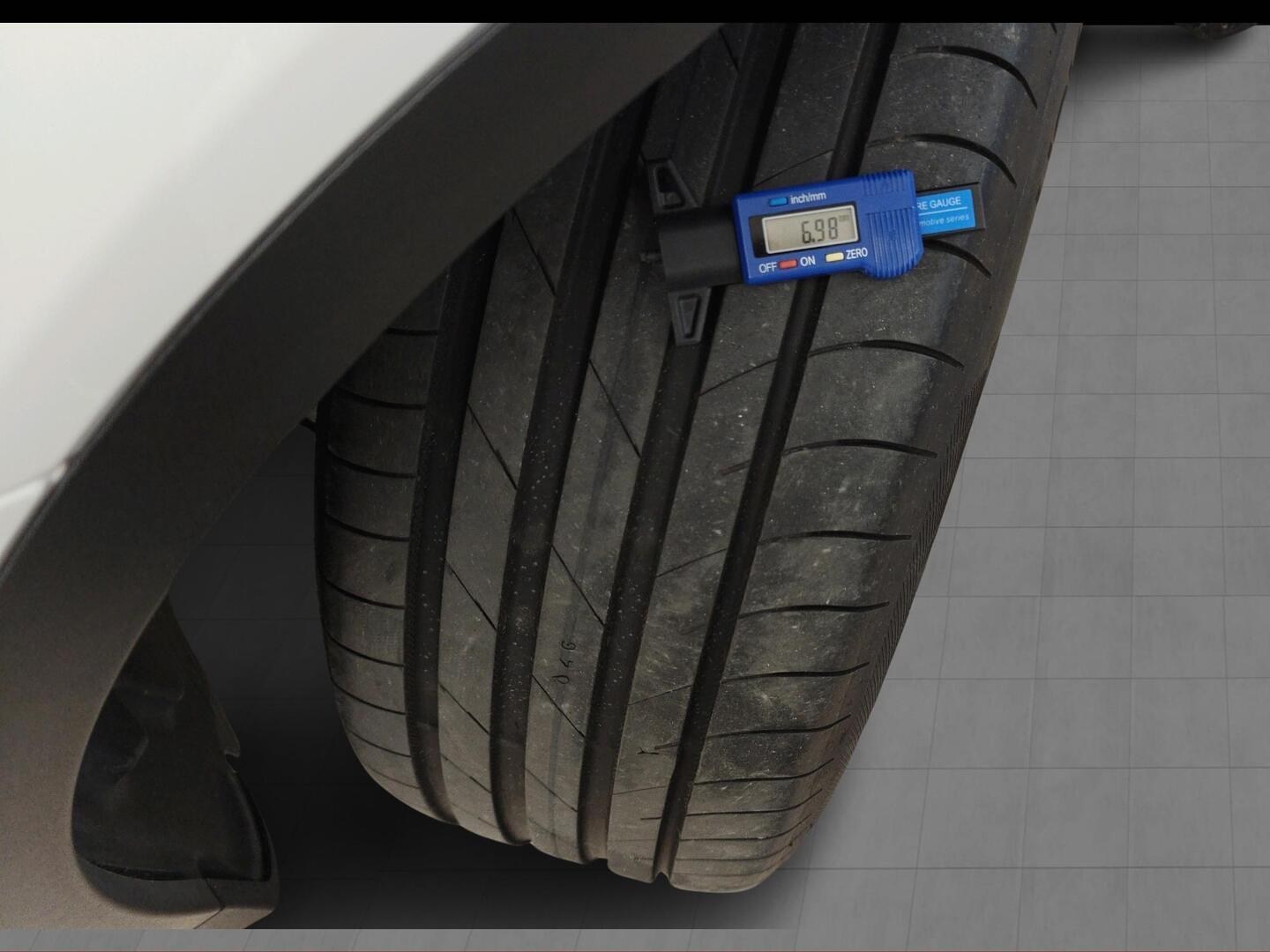 MERCEDES-BENZ GLC 2022