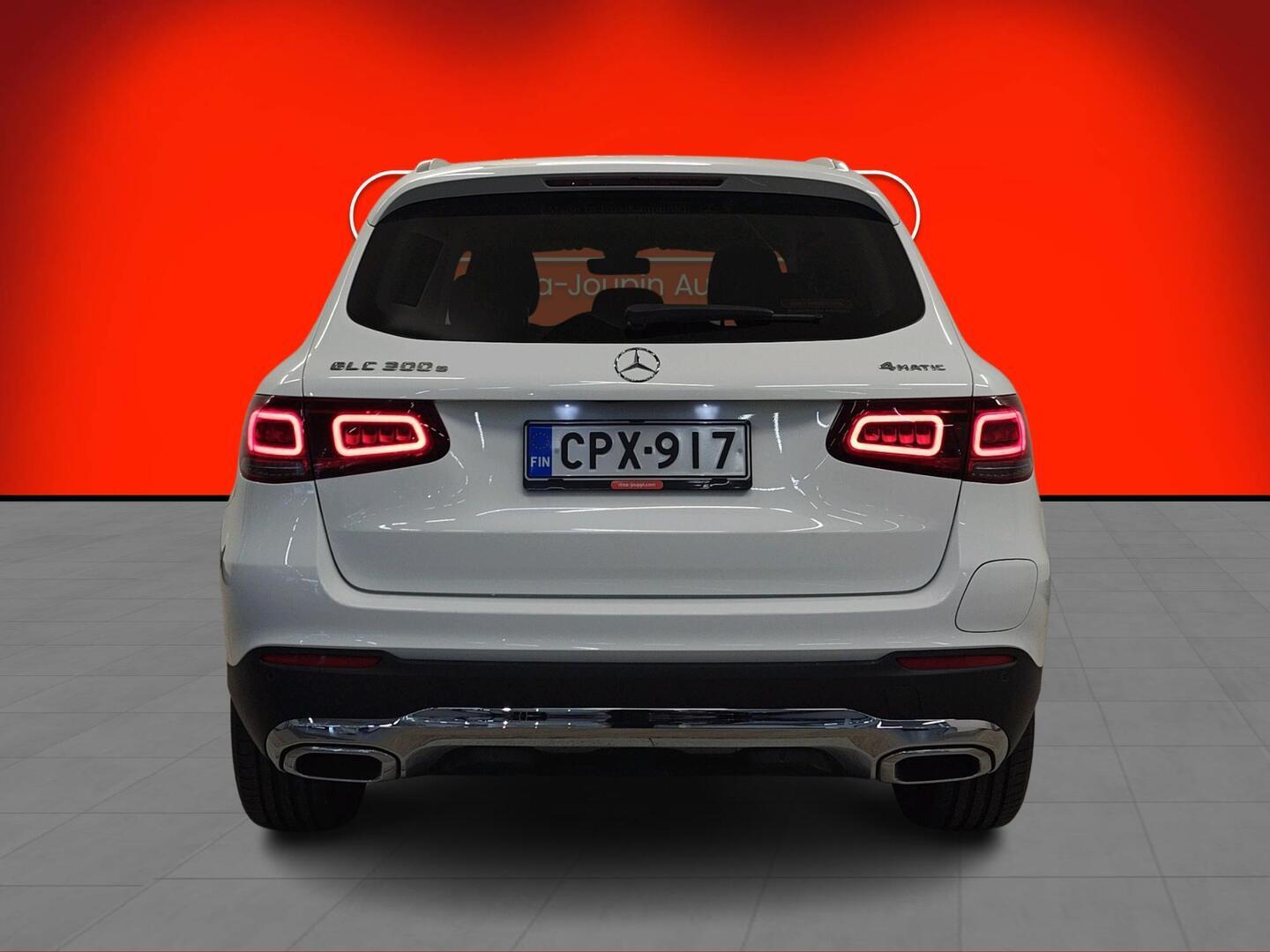 MERCEDES-BENZ GLC 2022