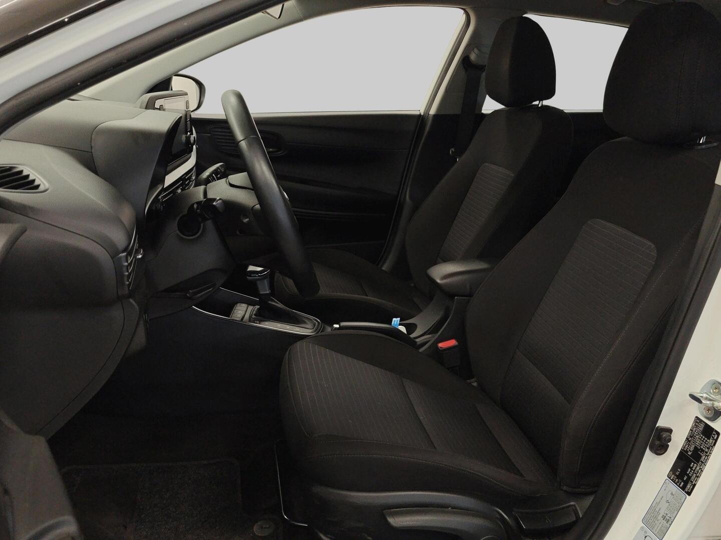 HYUNDAI i20 Hatchback 2023