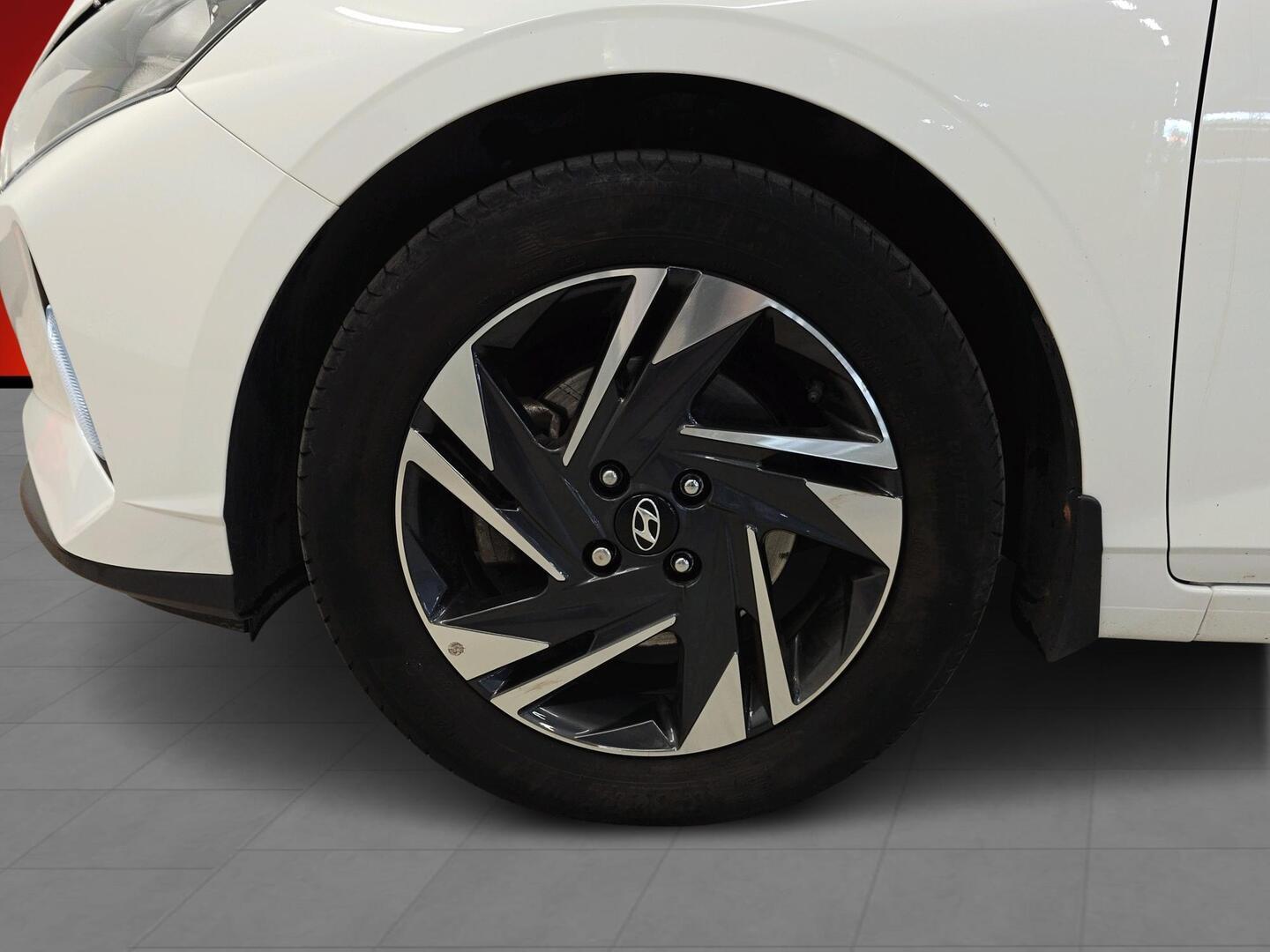 HYUNDAI i20 Hatchback 2023