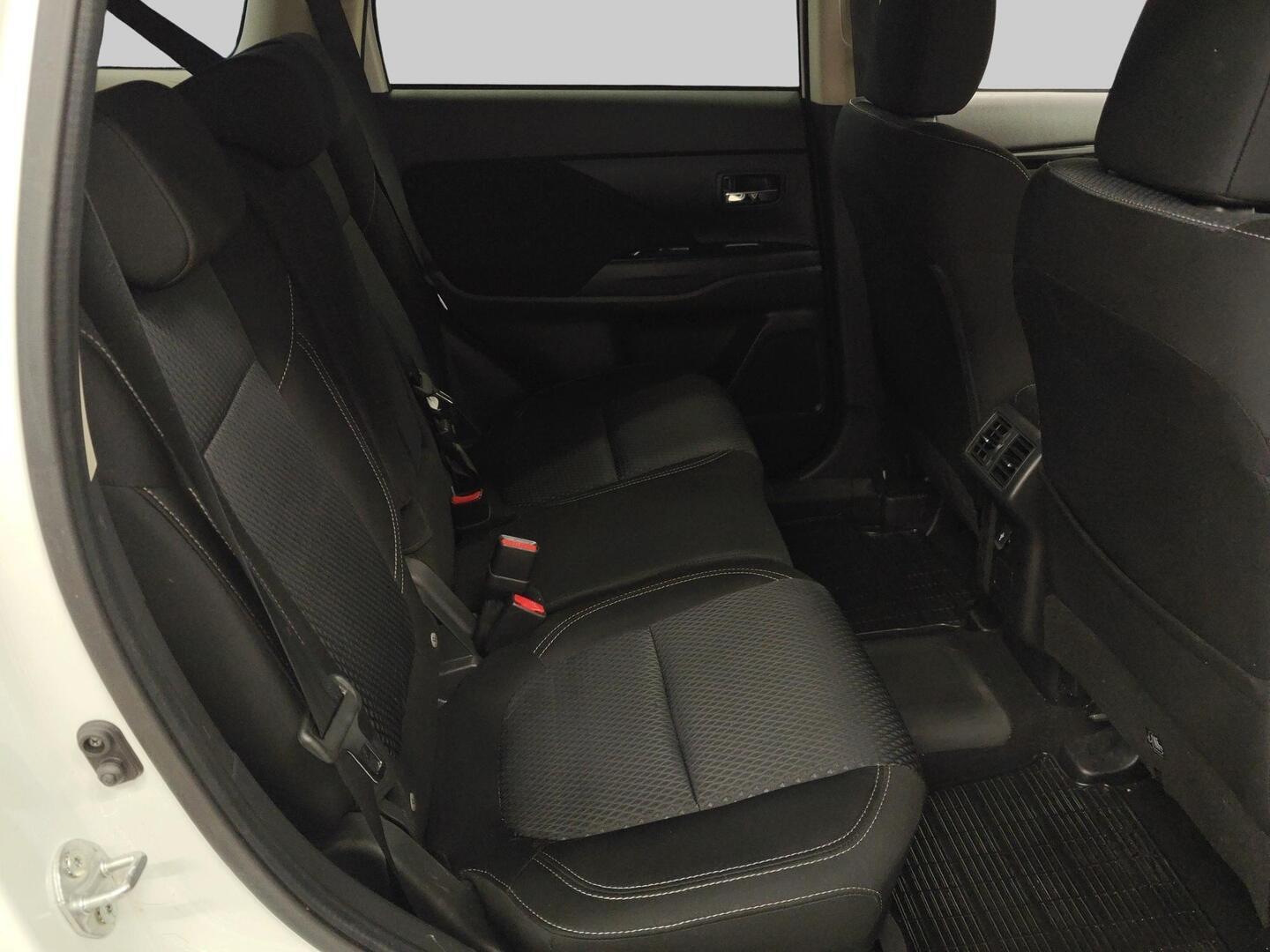 MITSUBISHI Outlander PHEV 2020